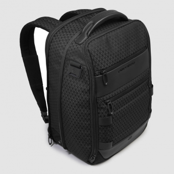 Рюкзак PIQUADRO HEX CA6827W139/N черный Рюкзак PIQUADRO HEX CA6827W139/N черный
